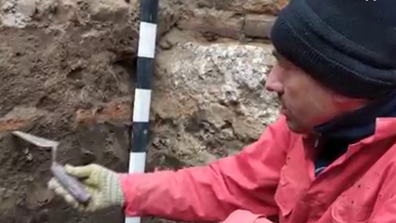 Підземний хід-галерею знайшли у ході археологічної експедиції у селищі Чорний Острів 