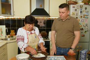 Сімейні традиції та гастрономічна спадщина — у проєкті «Цимес подільської кухні» на Суспільному